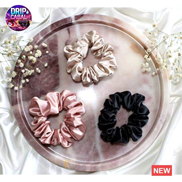 Pure Silk Scrunchies Hair Ties Frizz Prevention Elegant Minimal Chic Accessories